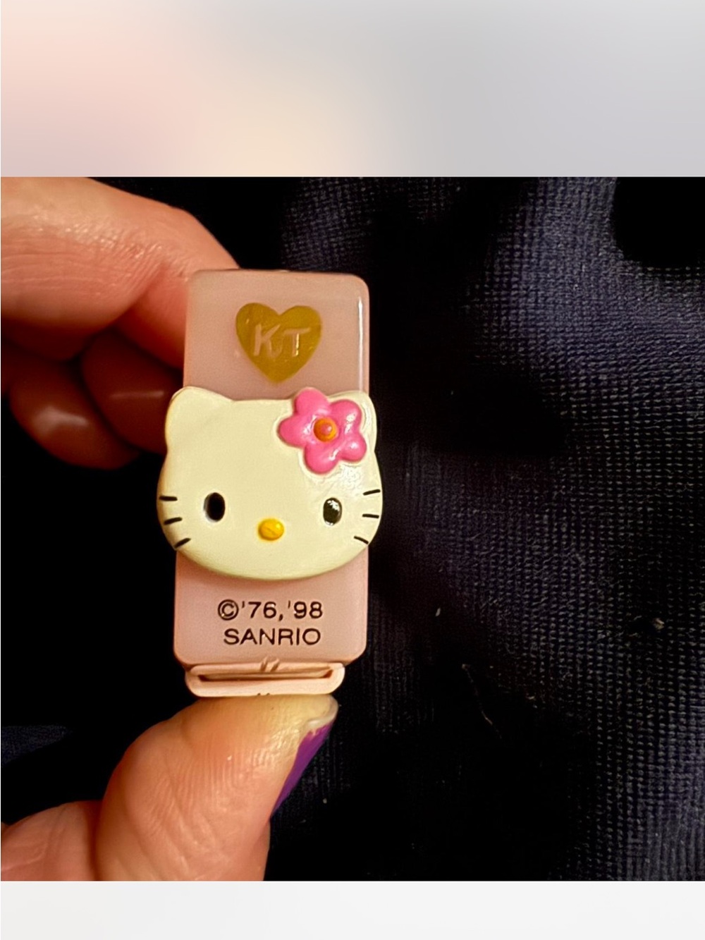 Sanrio Hello Kitty Pale Pink Clip with Gold Heart and Pink Flower